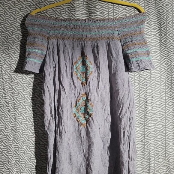 THML Scrunch Off The Shoulder Gray With Brown & Teal Embroidery Aztec Design Top - Picture 6 of 10